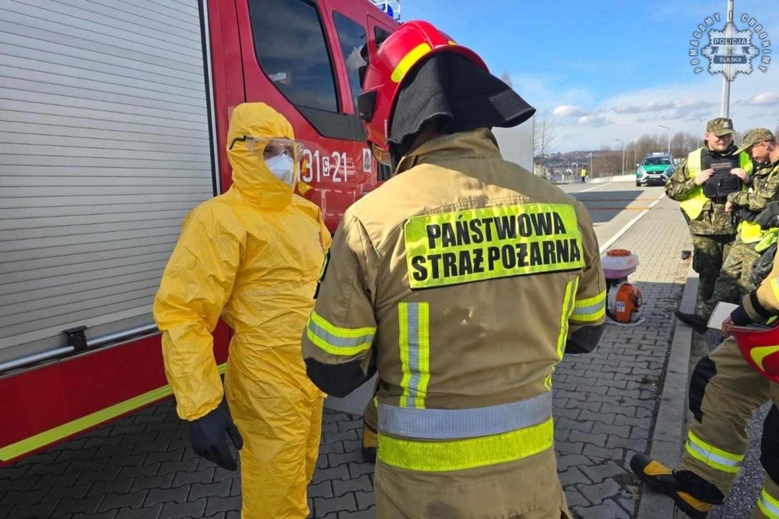 Zdjęcie w galerii na portalu naszwodzislaw.com: Śląska Policja kontroluje pojazdy w związku z epidemią pryszczycy wiadomości z regionu