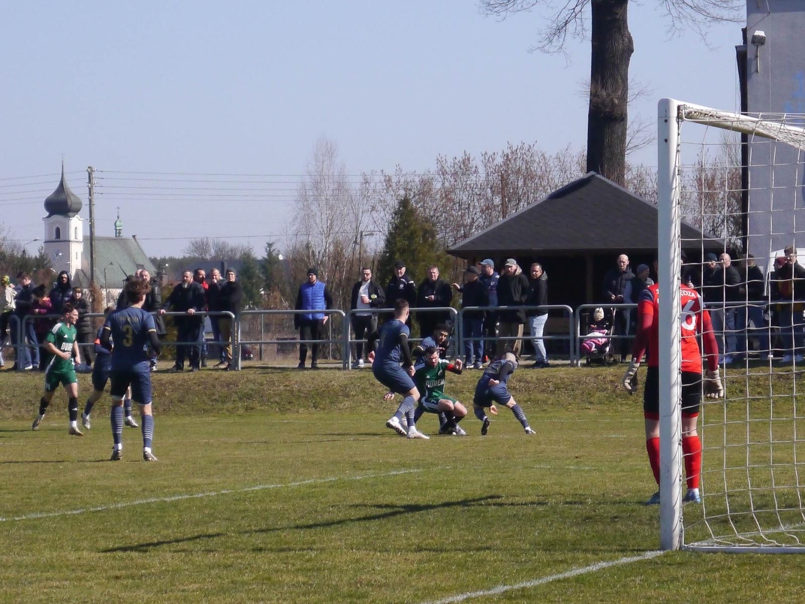 Zdjęcie w galerii na portalu naszwodzislaw.com: Naprzód Syrynia wiosną bez punktów [FOTO] wiadomości z regionu