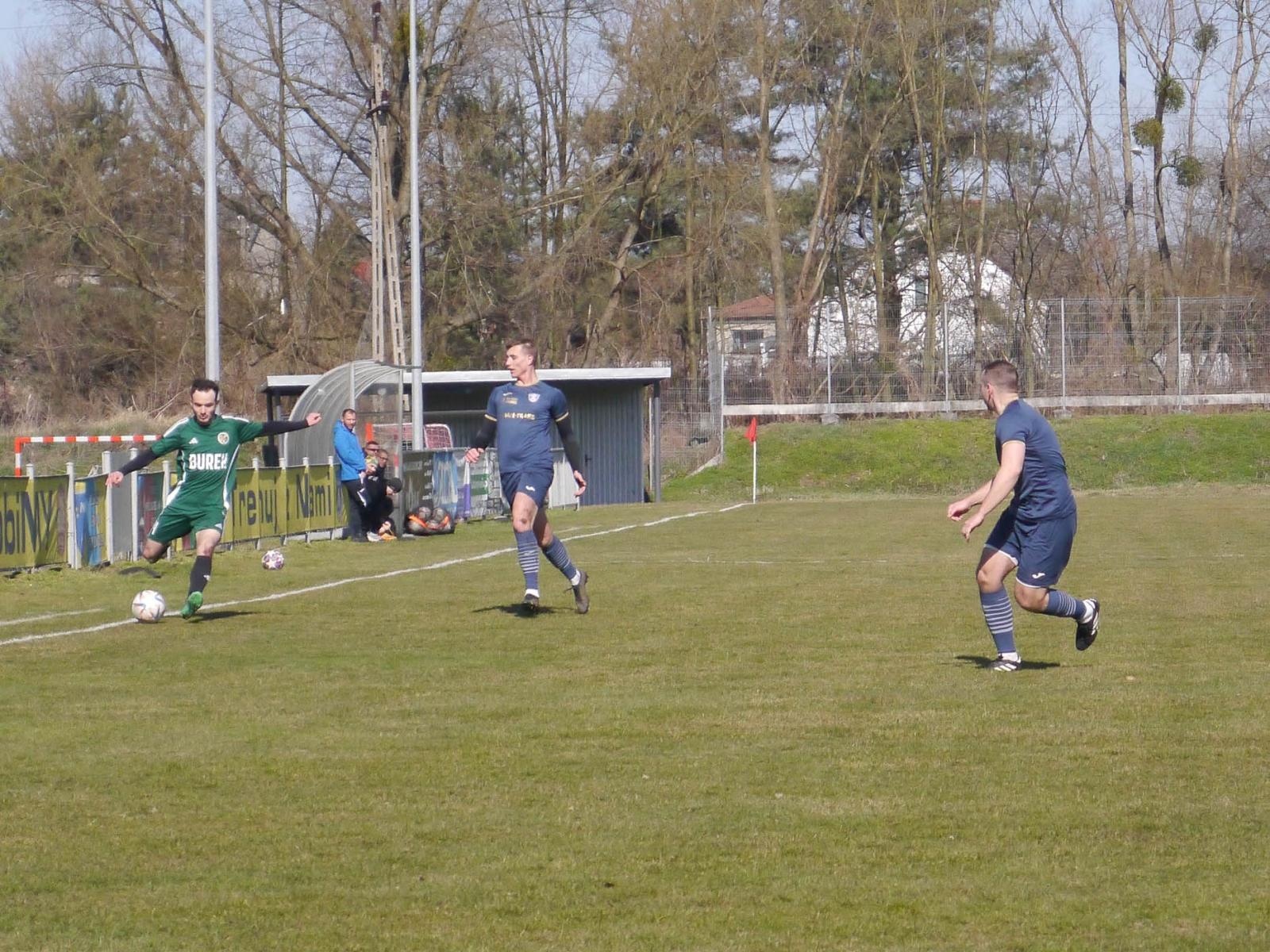 Zdjęcie w galerii na portalu naszwodzislaw.com: Naprzód Syrynia wiosną bez punktów [FOTO] wiadomości z regionu