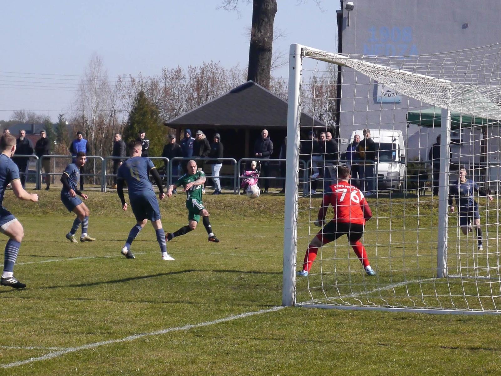 Zdjęcie w galerii na portalu naszwodzislaw.com: Naprzód Syrynia wiosną bez punktów [FOTO] wiadomości z regionu