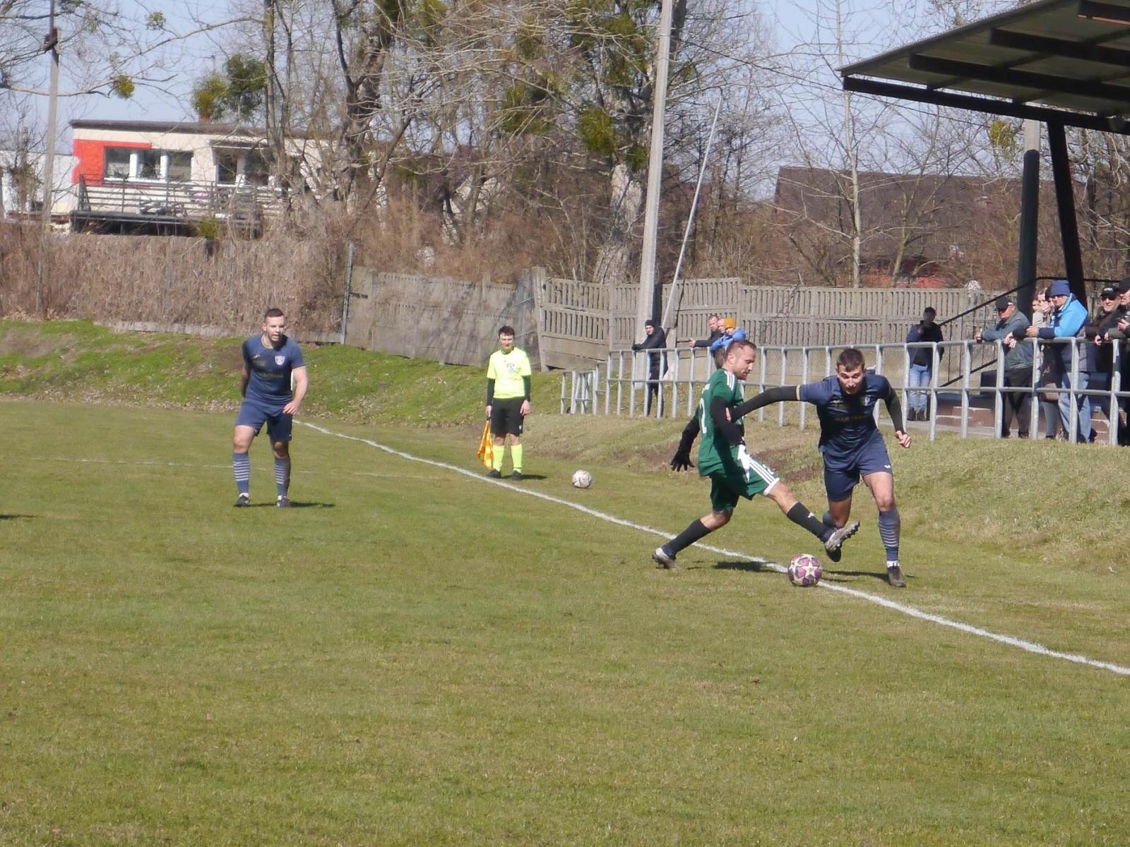 Zdjęcie w galerii na portalu naszwodzislaw.com: Naprzód Syrynia wiosną bez punktów [FOTO] wiadomości z regionu