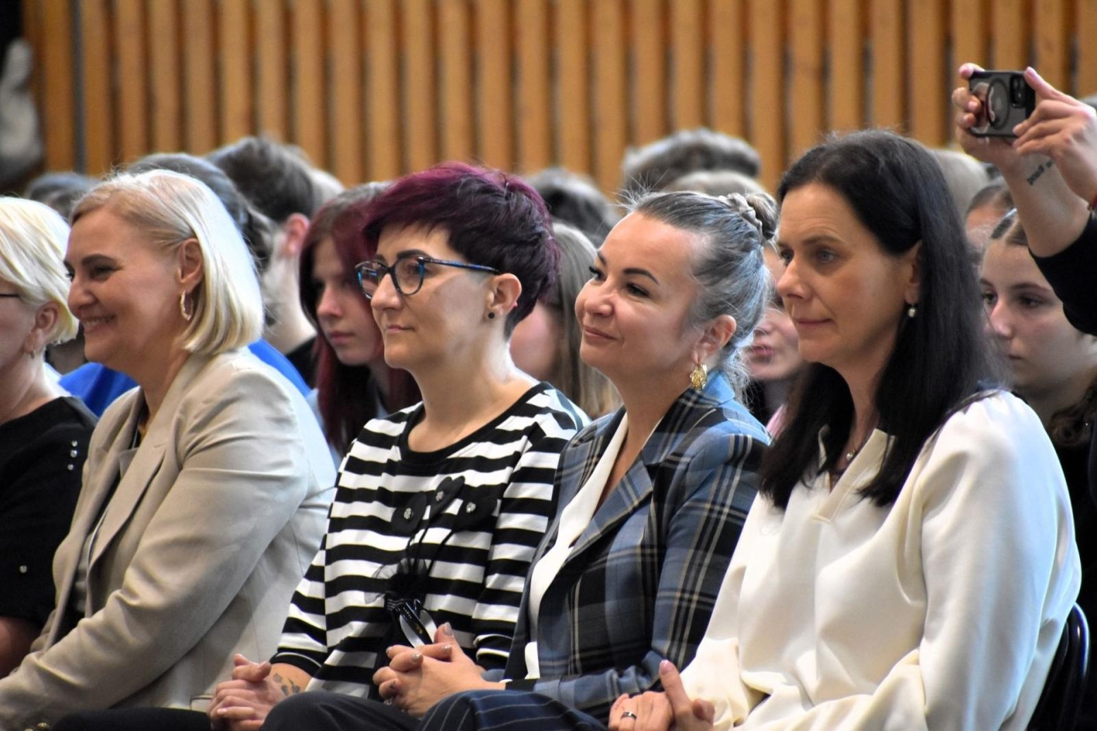 Zdjęcie w galerii na portalu naszwodzislaw.com: XV Koncert Charytatywny w Ekonomiku. Grali dla Nadii wiadomości z regionu