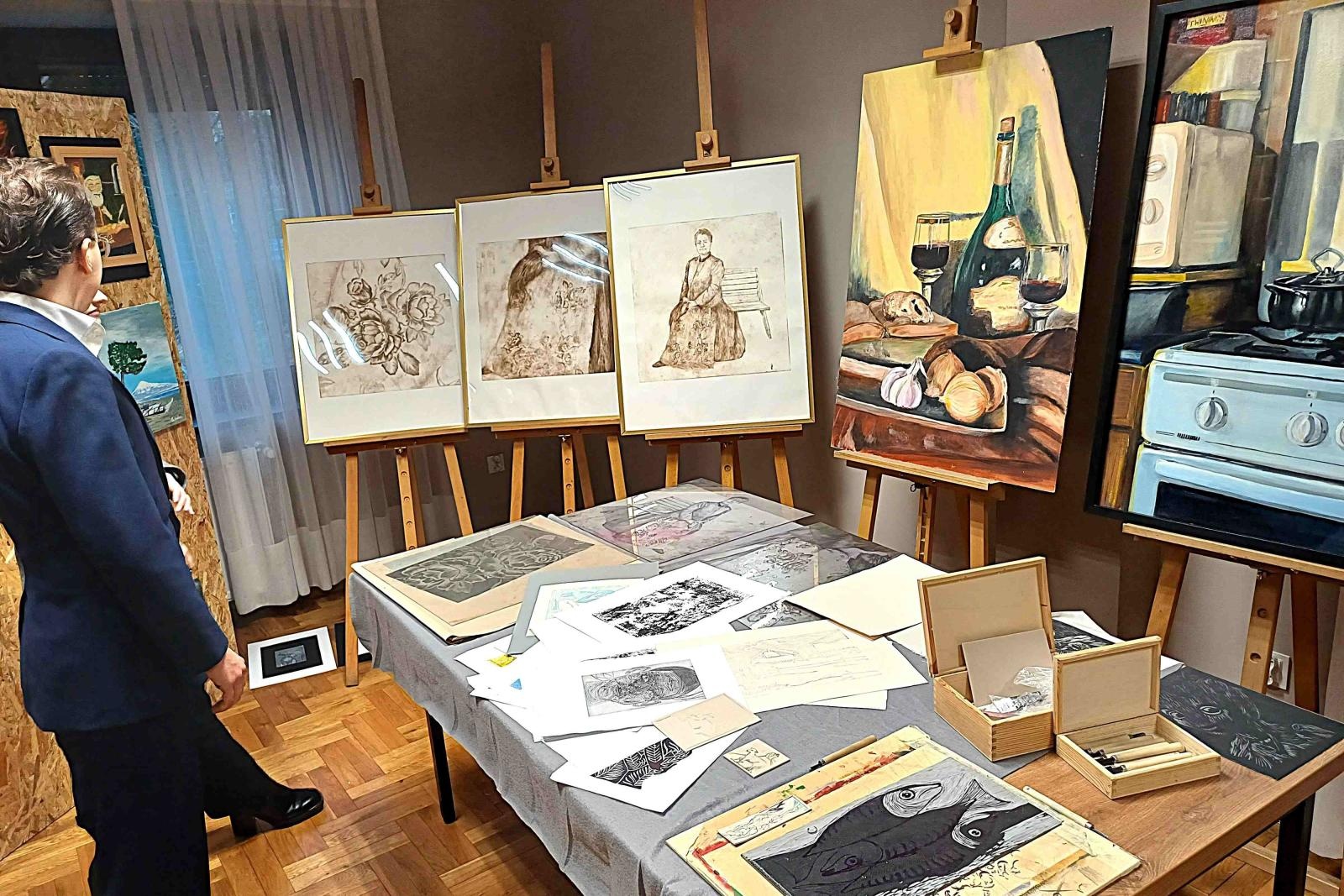 Zdjęcie w galerii na portalu naszwodzislaw.com: Gmina Godów zaprasza amatorów malarstwa na spotkania grupy Sepia wiadomości z regionu