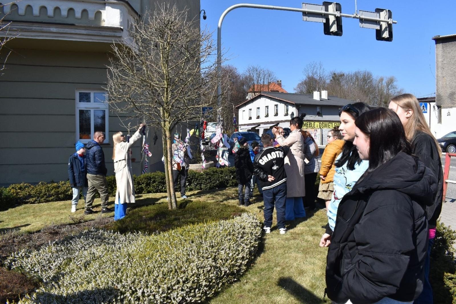 Zdjęcie w galerii na portalu naszwodzislaw.com: Dzień Zespołu Downa w starostwie [FOTO] wiadomości z regionu