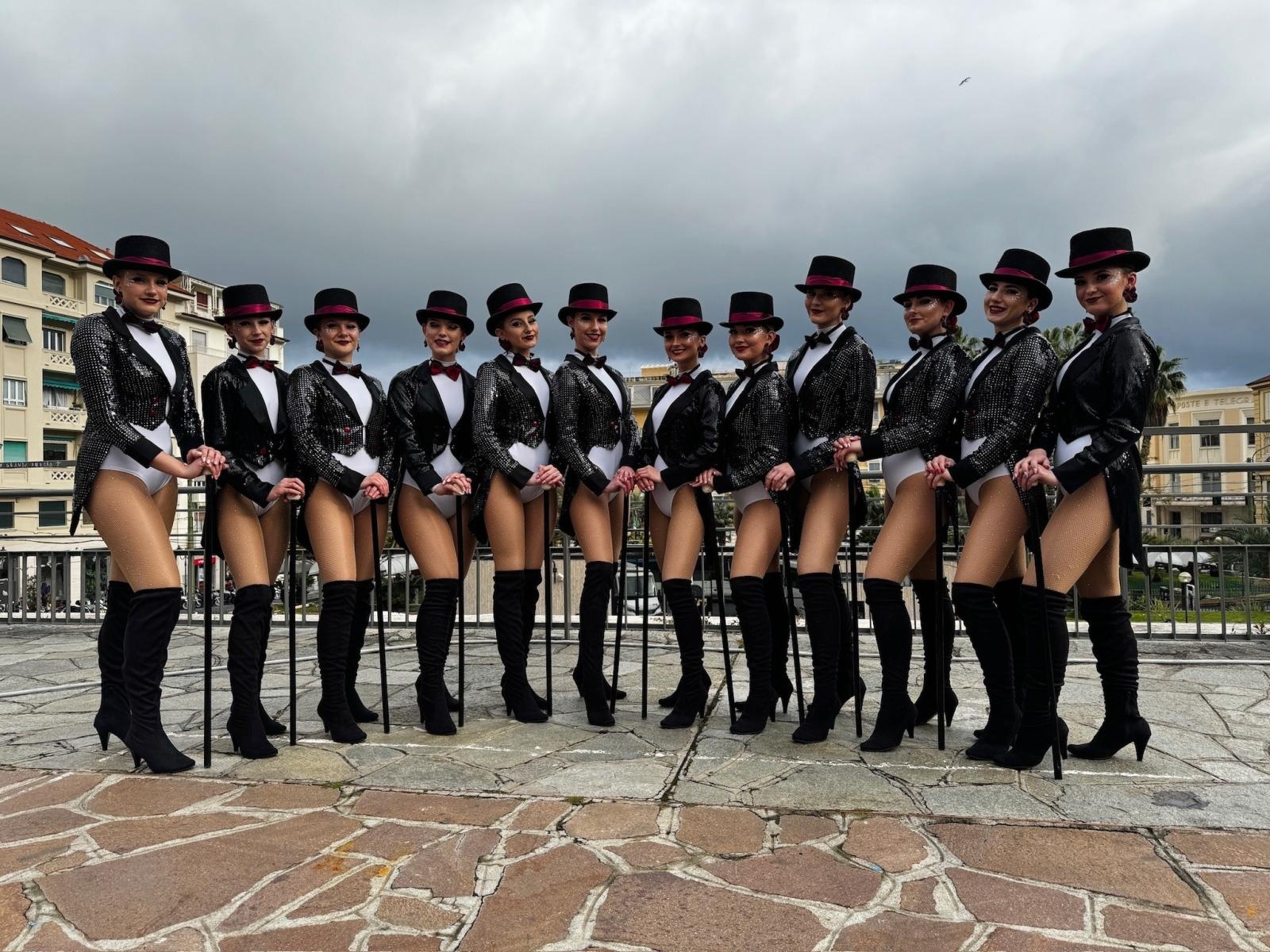 Zdjęcie w galerii na portalu naszwodzislaw.com: Wyjazd zespołu Sukces oraz Orkiestry KWK Rydułtowy do Włoskiej miejscowości San Remo na Festiwal Kwiatów Festiwal Di Flore wiadomości z regionu