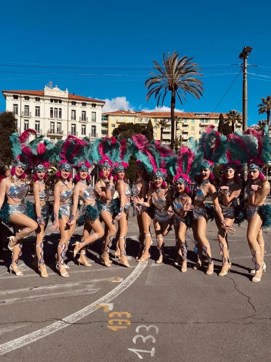 Zdjęcie w galerii na portalu naszwodzislaw.com: Wyjazd zespołu Sukces oraz Orkiestry KWK Rydułtowy do Włoskiej miejscowości San Remo na Festiwal Kwiatów Festiwal Di Flore wiadomości z regionu