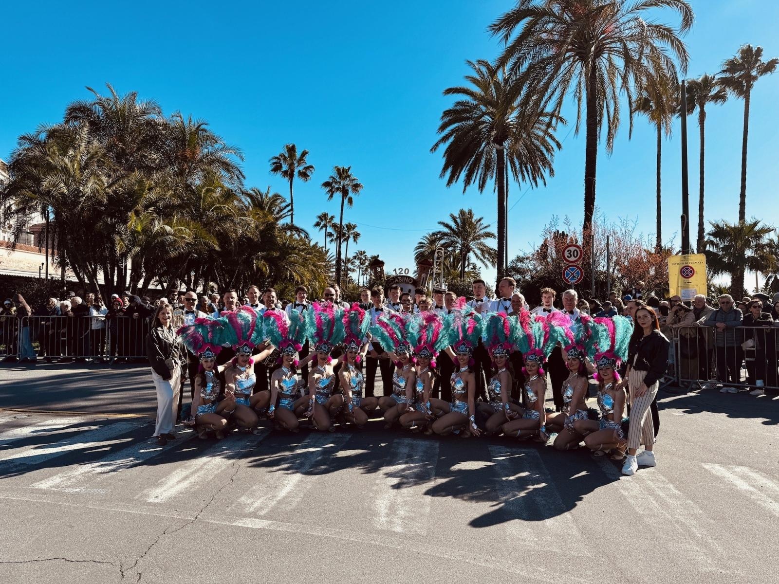 Zdjęcie w galerii na portalu naszwodzislaw.com: Wyjazd zespołu Sukces oraz Orkiestry KWK Rydułtowy do Włoskiej miejscowości San Remo na Festiwal Kwiatów Festiwal Di Flore wiadomości z regionu