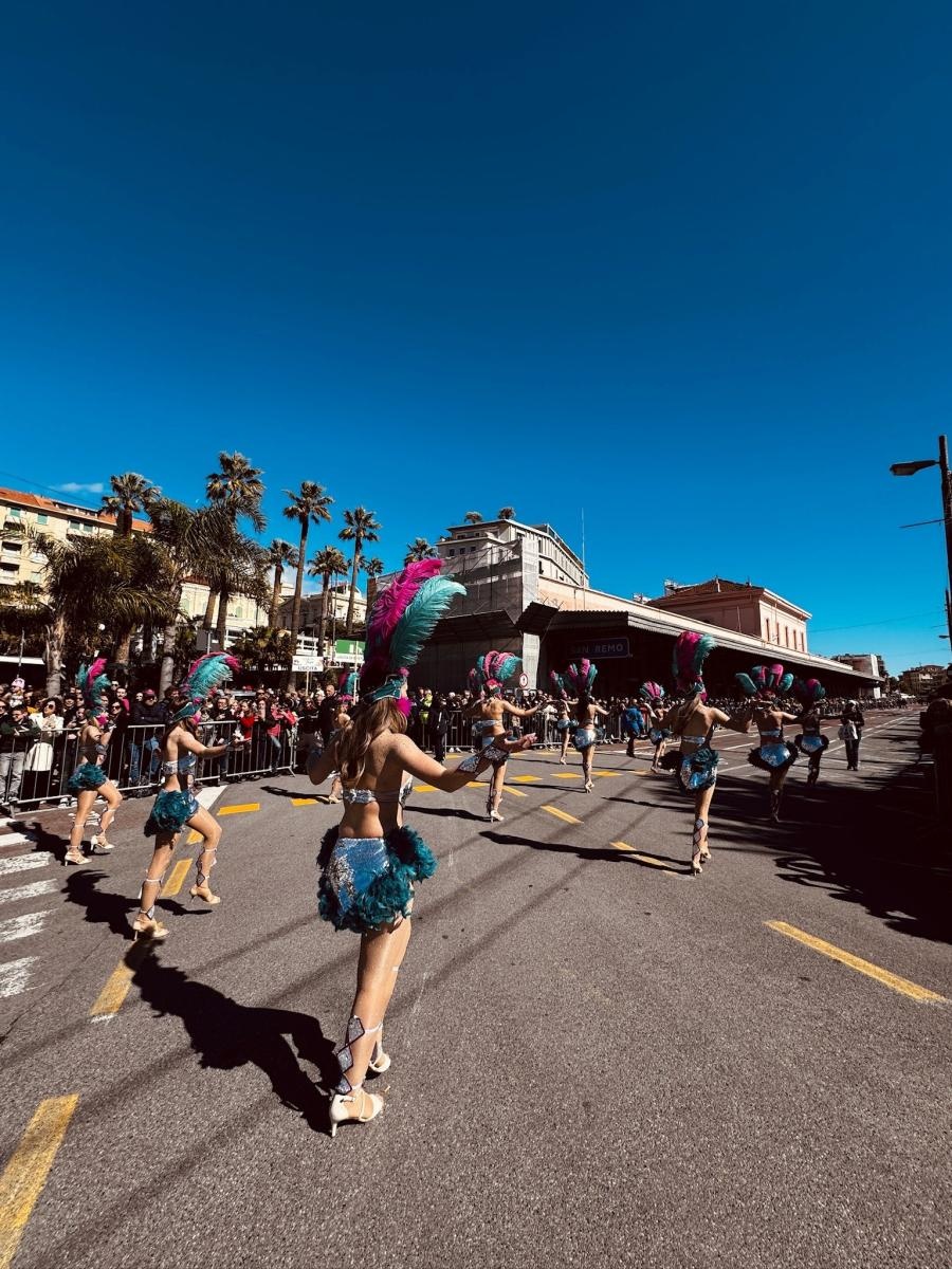 Zdjęcie w galerii na portalu naszwodzislaw.com: Wyjazd zespołu Sukces oraz Orkiestry KWK Rydułtowy do Włoskiej miejscowości San Remo na Festiwal Kwiatów Festiwal Di Flore wiadomości z regionu