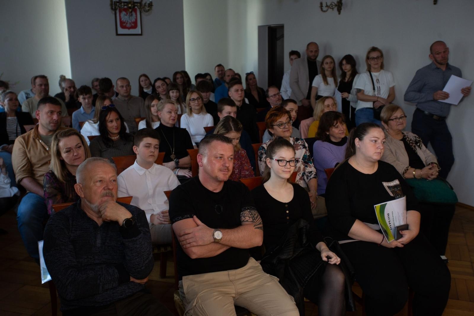 Zdjęcie w galerii na portalu naszwodzislaw.com: Nagrody burmistrza Radlina za wyniki sportowe w 2024 wiadomości z regionu