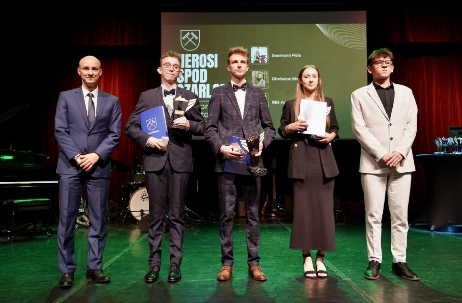 Zdjęcie w galerii na portalu naszwodzislaw.com: Rydułtowska gala Herosów Spod Szarloty za nami [FOTO] wiadomości z regionu