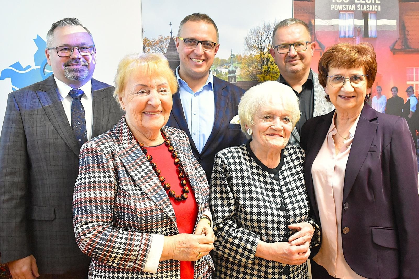 Zdjęcie w galerii na portalu naszwodzislaw.com: Poseł Łukasz Osmalak gościem na sesji Rady Gminy Godów wiadomości z regionu