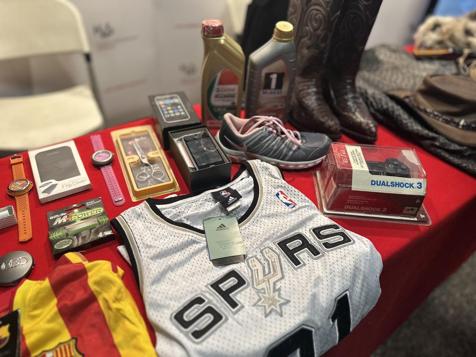 Zdjęcie w galerii na portalu naszwodzislaw.com: Spotkanie z Krajową Administracją Skarbową w Akademii Nauk Stosowanych w Raciborzu wiadomości z regionu