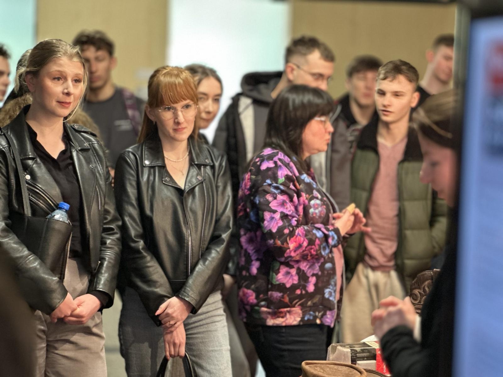 Zdjęcie w galerii na portalu naszwodzislaw.com: Spotkanie z Krajową Administracją Skarbową w Akademii Nauk Stosowanych w Raciborzu wiadomości z regionu