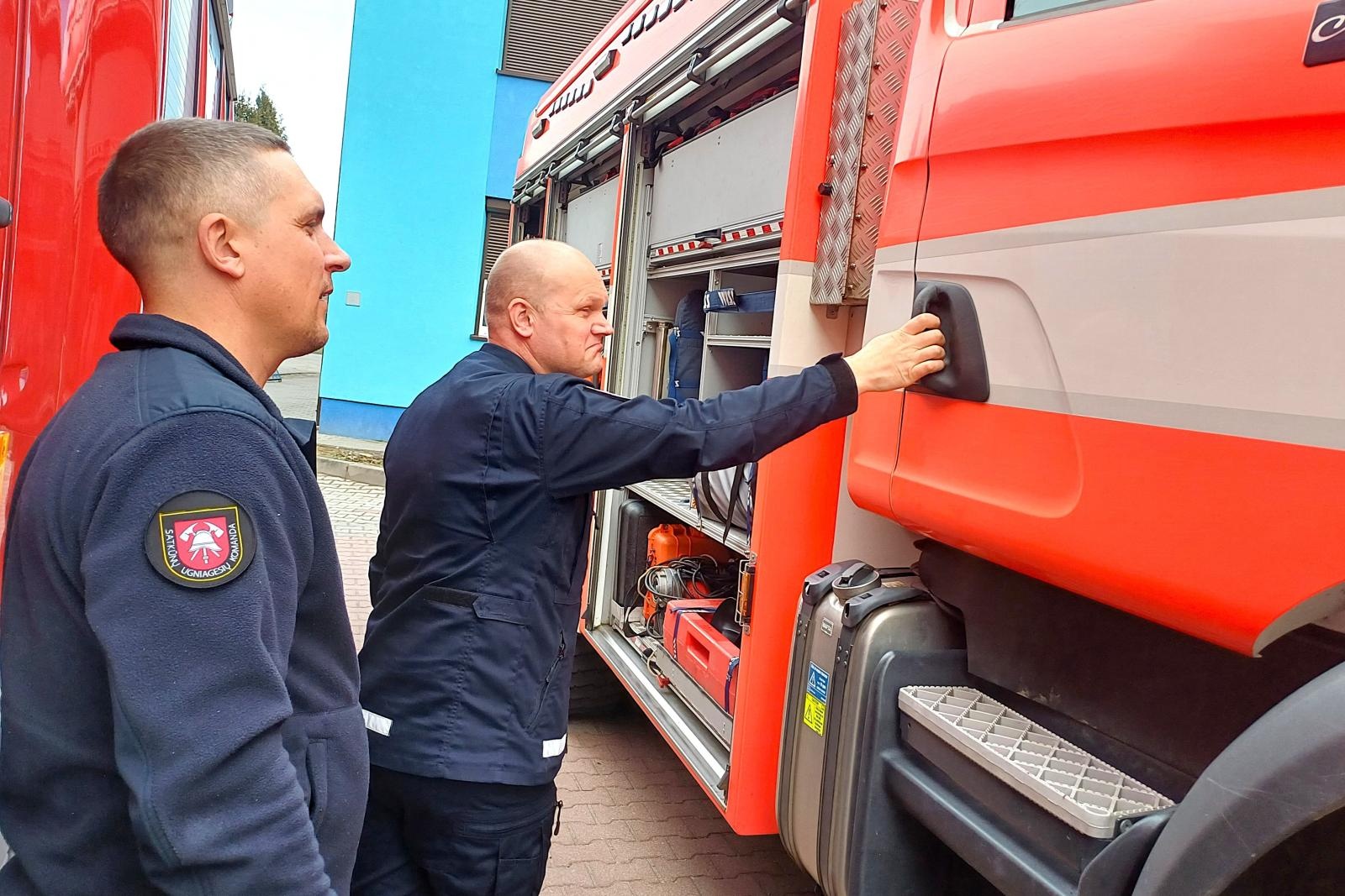 Zdjęcie w galerii na portalu naszwodzislaw.com: Litwini i Łotysze odwiedzili OSP z Gminy Godów. Byli ciekawi efektów współpracy transgranicznej wiadomości z regionu