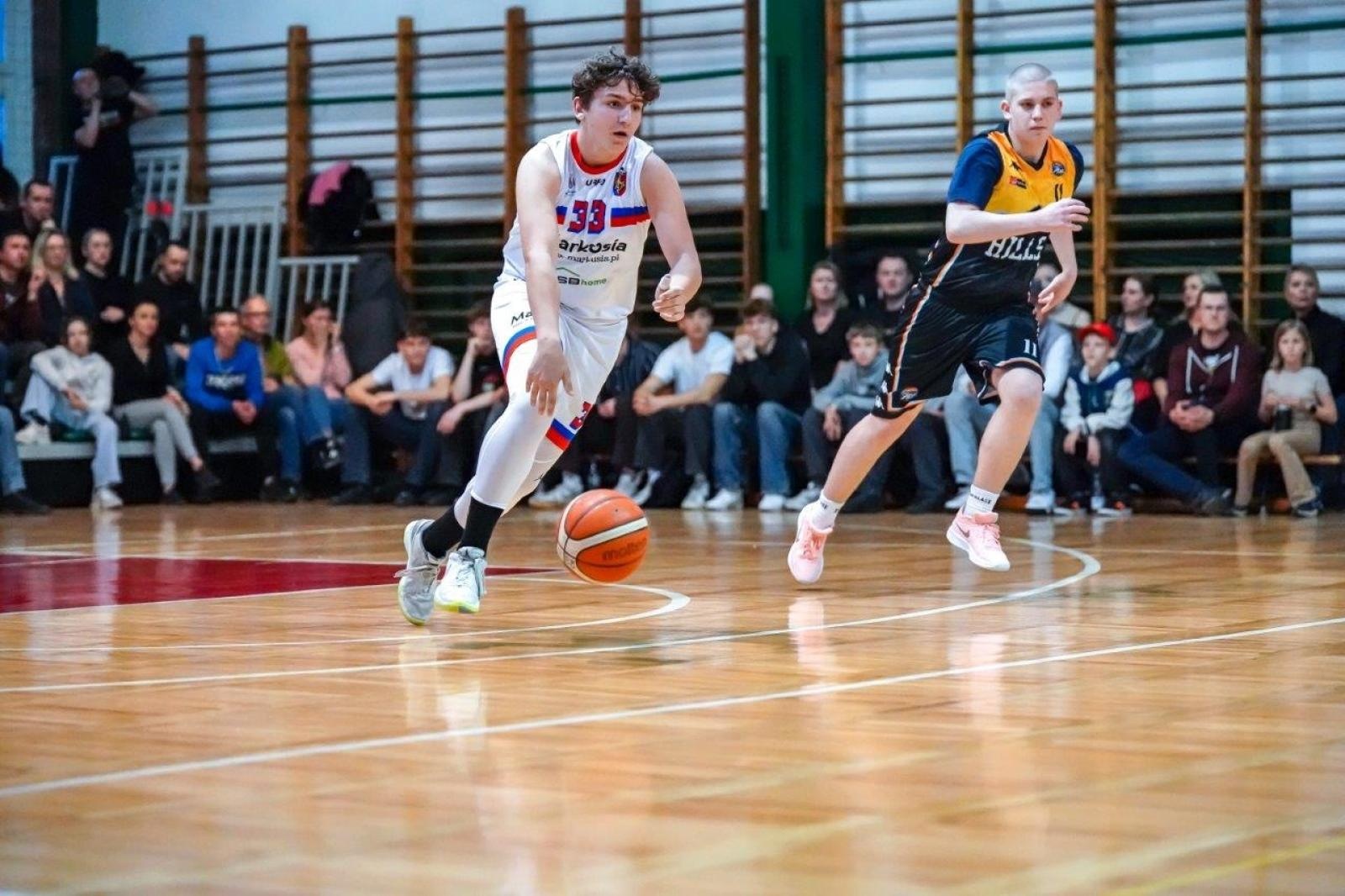 Zdjęcie w galerii na portalu naszwodzislaw.com: Pierwszy mecz o brąz dla koszykarzy MKS Wodzisław Śląski wiadomości z regionu
