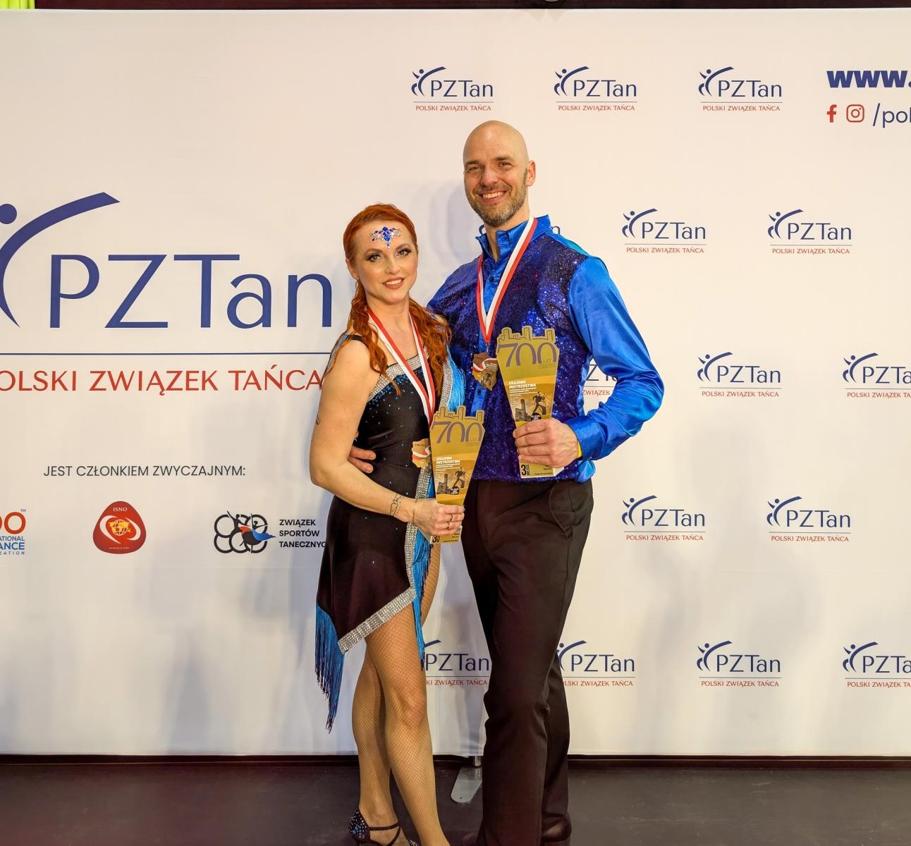 Zdjęcie w galerii na portalu naszwodzislaw.com: Akademia Tańca El Pachanguero z siedmioma tytułami mistrzowskimi wiadomości z regionu