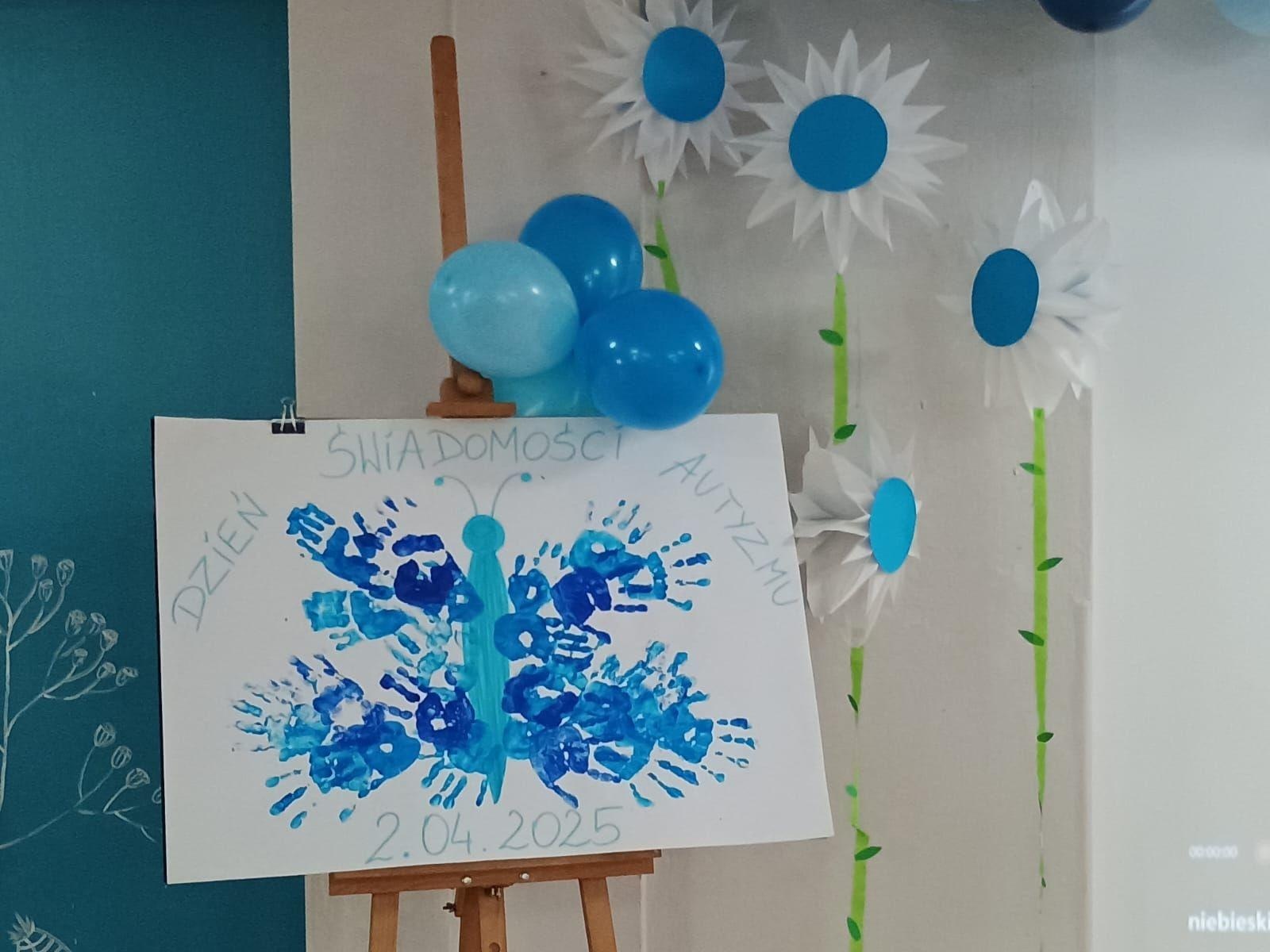 Zdjęcie w galerii na portalu naszwodzislaw.com: Niebieskie igrzyska i niespodziewana wizyta w starostwie na Dzień Świadomości Autyzmu [FOTO] wiadomości z regionu