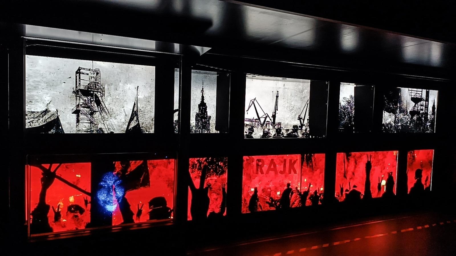 Zdjęcie w galerii na portalu naszwodzislaw.com: Iskry Niepodległej w Gołkowicach frekwencyjnym sukcesem [FOTO] wiadomości z regionu