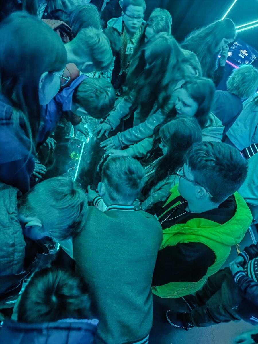 Zdjęcie w galerii na portalu naszwodzislaw.com: Iskry Niepodległej w Gołkowicach frekwencyjnym sukcesem [FOTO] wiadomości z regionu