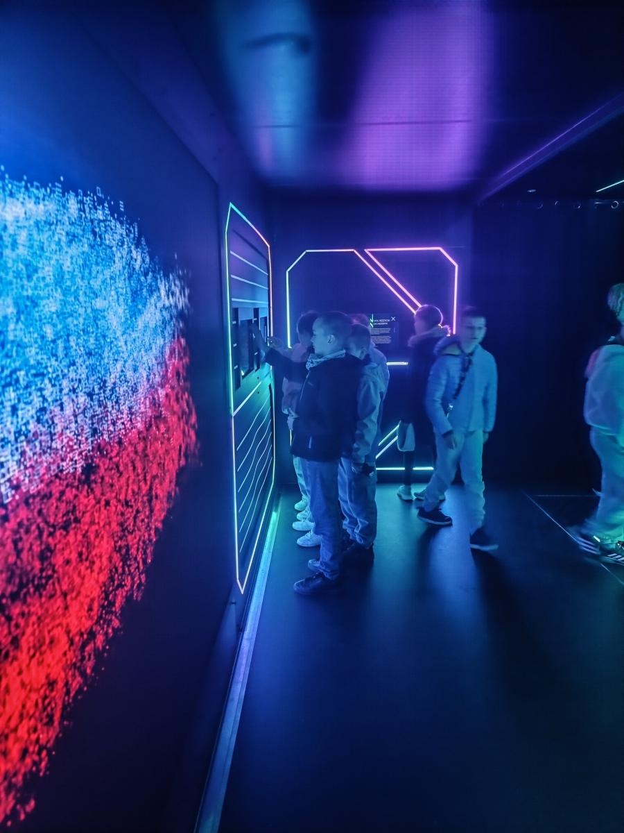 Zdjęcie w galerii na portalu naszwodzislaw.com: Iskry Niepodległej w Gołkowicach frekwencyjnym sukcesem [FOTO] wiadomości z regionu