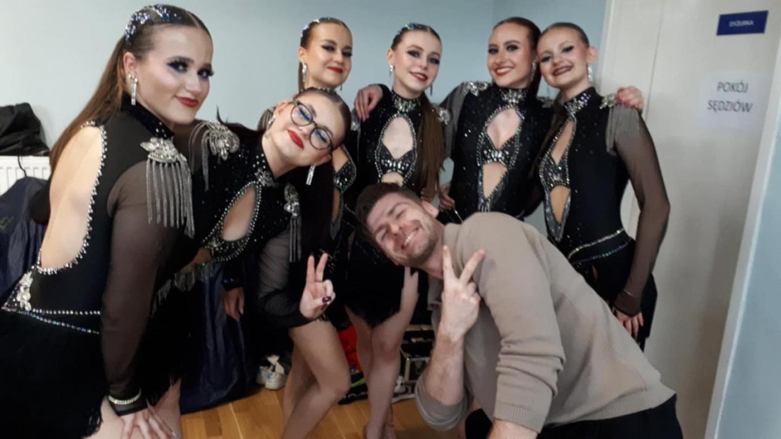 Zdjęcie w galerii na portalu naszwodzislaw.com: Klub Tańca Towarzyskiego SPIN ze złotym medalem wiadomości z regionu