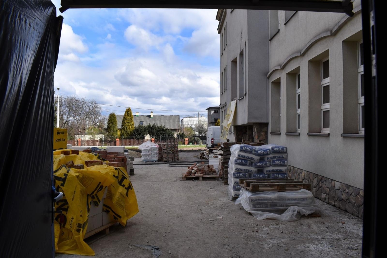 Zdjęcie w galerii na portalu naszwodzislaw.com: Prace przy Orkana w Radlinie idą pełną parą wiadomości z regionu