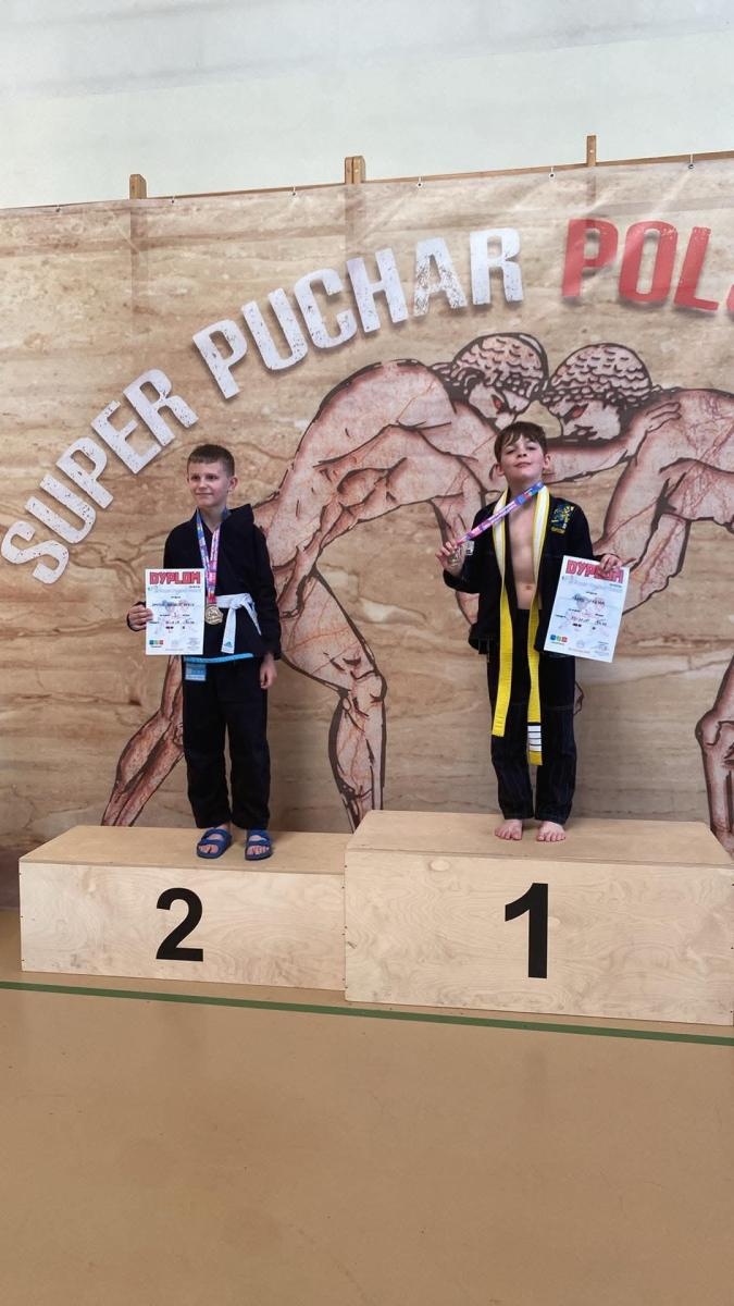 Zdjęcie w galerii na portalu naszwodzislaw.com: Worek medali zawodników Akademii Sportowej Top Team na zawodach superpucharu w Siewierzu wiadomości z regionu