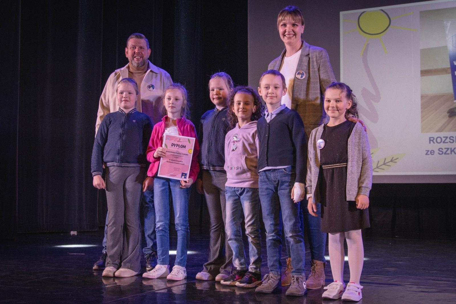 Zdjęcie w galerii na portalu naszwodzislaw.com: Kreatywność nie zna granic. Za nami IX Wodzisławski Festiwal Kreatywności [FOTO] wiadomości z regionu