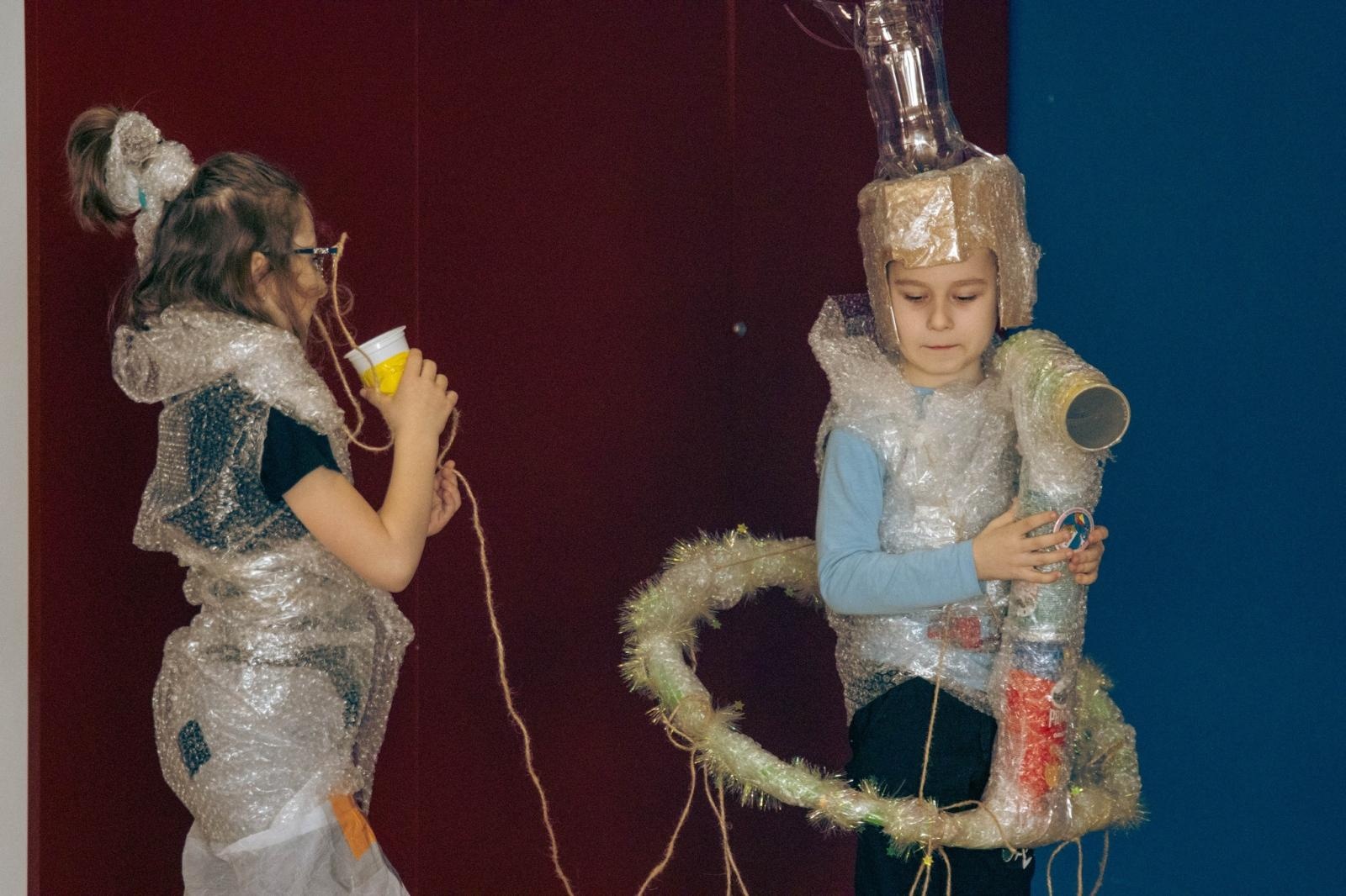 Zdjęcie w galerii na portalu naszwodzislaw.com: Kreatywność nie zna granic. Za nami IX Wodzisławski Festiwal Kreatywności [FOTO] wiadomości z regionu