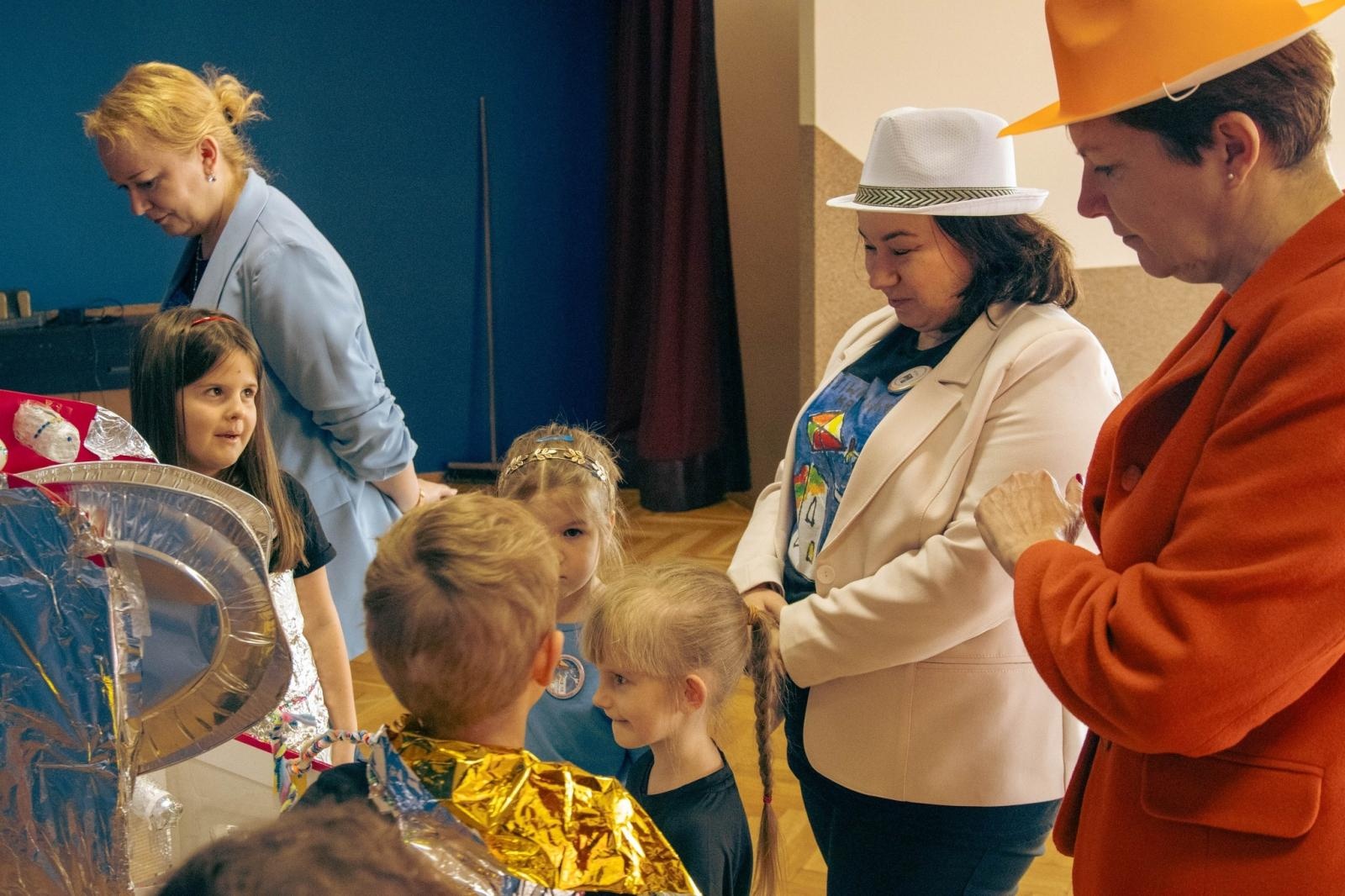 Zdjęcie w galerii na portalu naszwodzislaw.com: Kreatywność nie zna granic. Za nami IX Wodzisławski Festiwal Kreatywności [FOTO] wiadomości z regionu