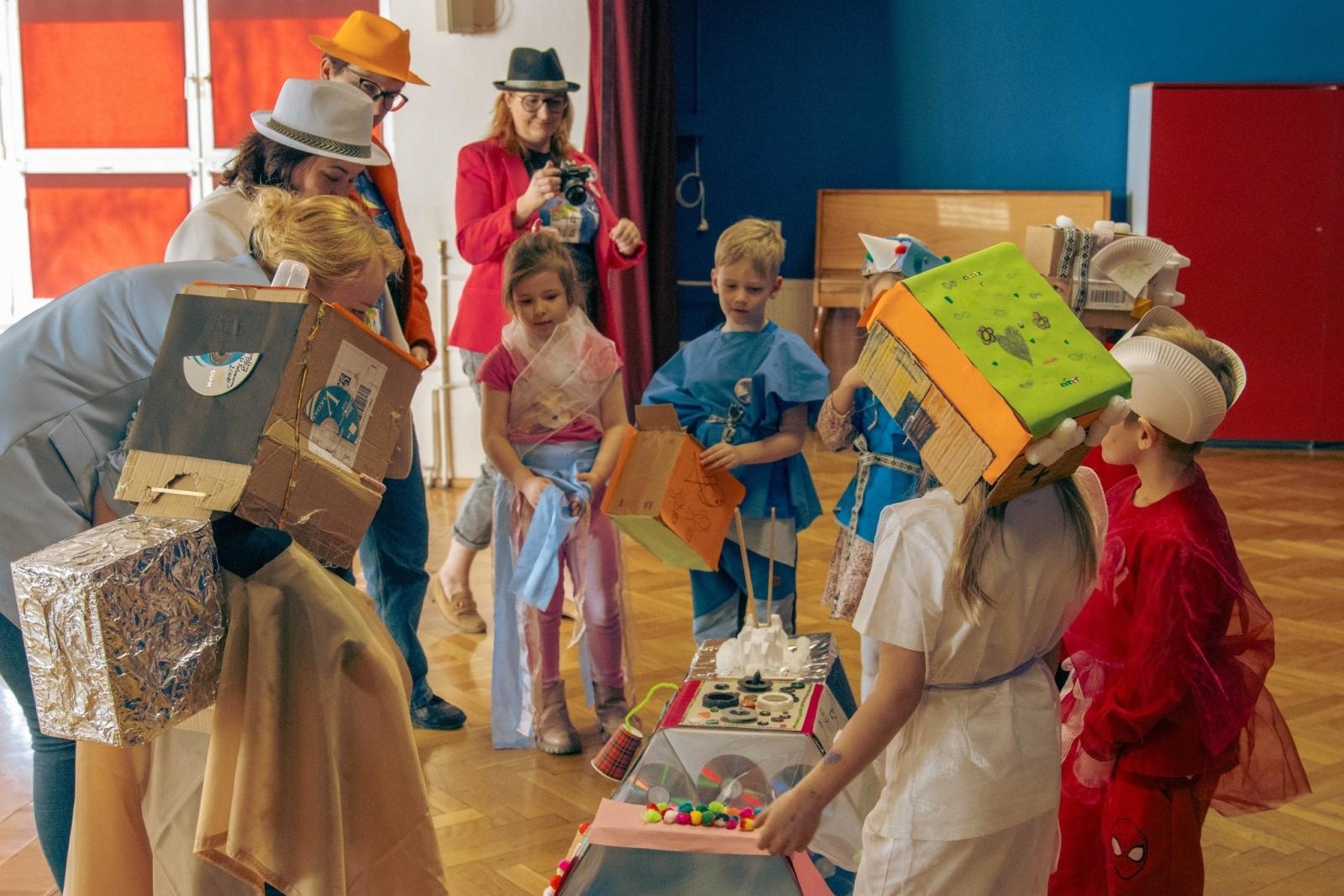 Zdjęcie w galerii na portalu naszwodzislaw.com: Kreatywność nie zna granic. Za nami IX Wodzisławski Festiwal Kreatywności [FOTO] wiadomości z regionu