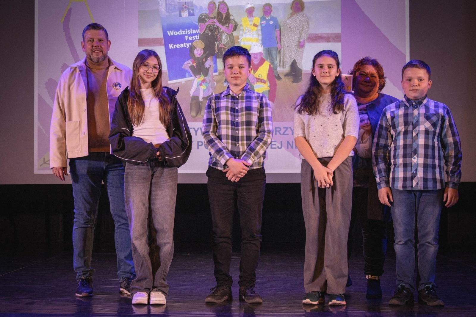 Zdjęcie w galerii na portalu naszwodzislaw.com: Kreatywność nie zna granic. Za nami IX Wodzisławski Festiwal Kreatywności [FOTO] wiadomości z regionu