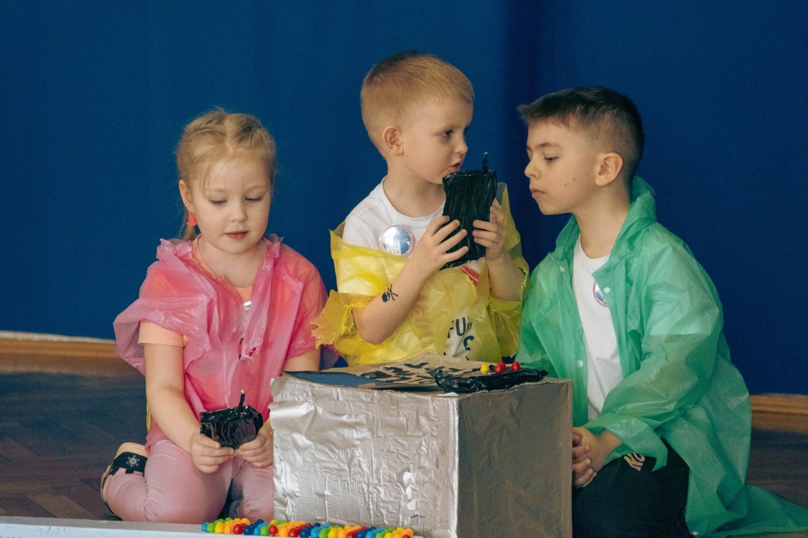 Zdjęcie w galerii na portalu naszwodzislaw.com: Kreatywność nie zna granic. Za nami IX Wodzisławski Festiwal Kreatywności [FOTO] wiadomości z regionu