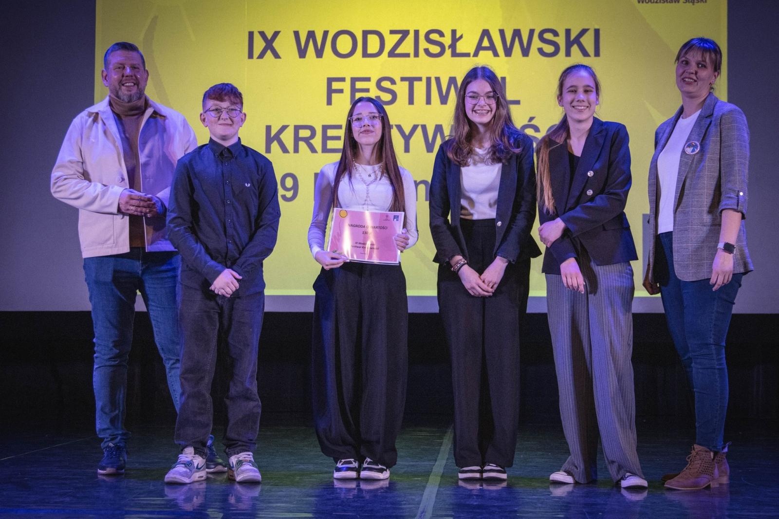 Zdjęcie w galerii na portalu naszwodzislaw.com: Kreatywność nie zna granic. Za nami IX Wodzisławski Festiwal Kreatywności [FOTO] wiadomości z regionu