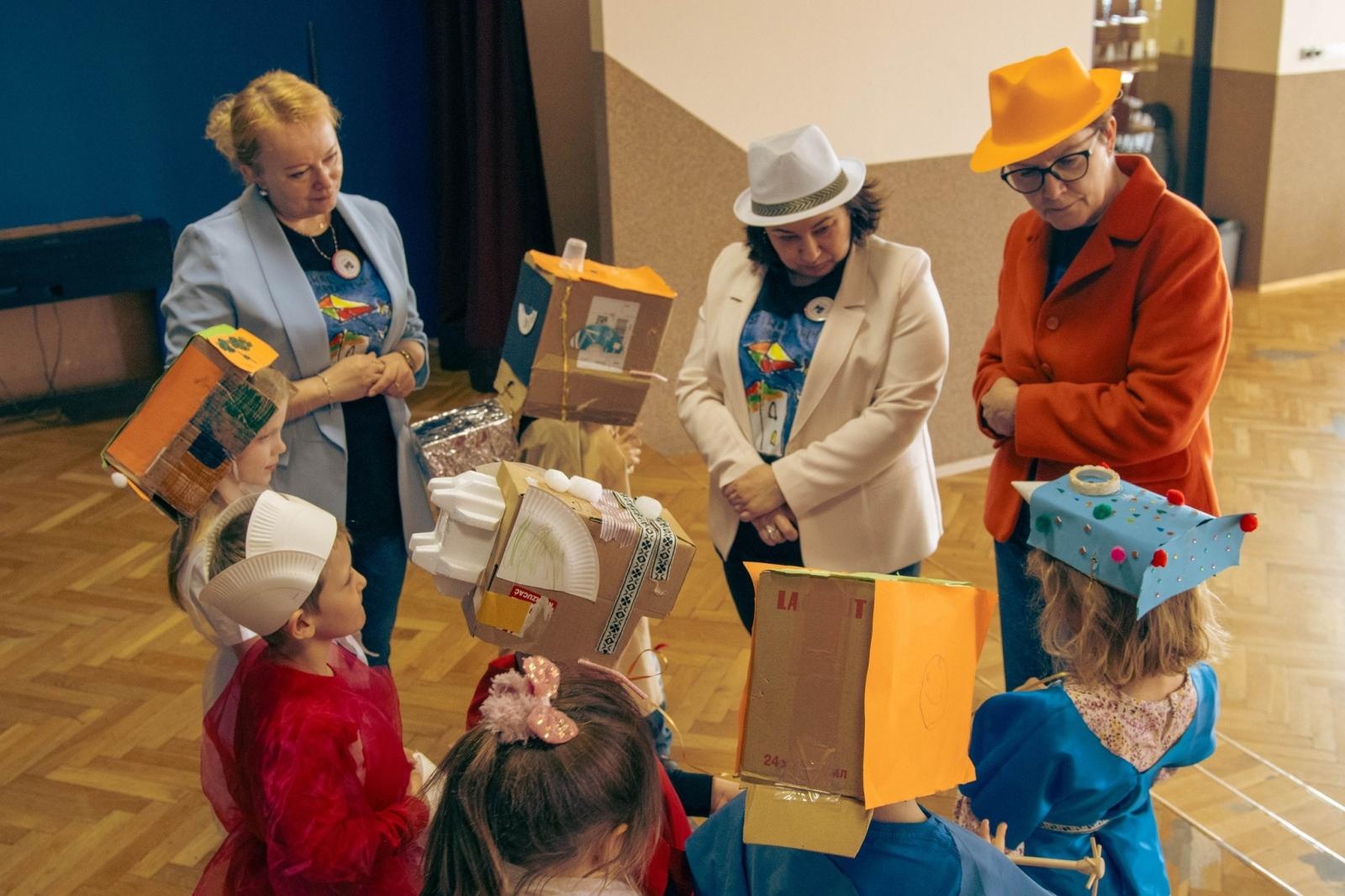 Zdjęcie w galerii na portalu naszwodzislaw.com: Kreatywność nie zna granic. Za nami IX Wodzisławski Festiwal Kreatywności [FOTO] wiadomości z regionu