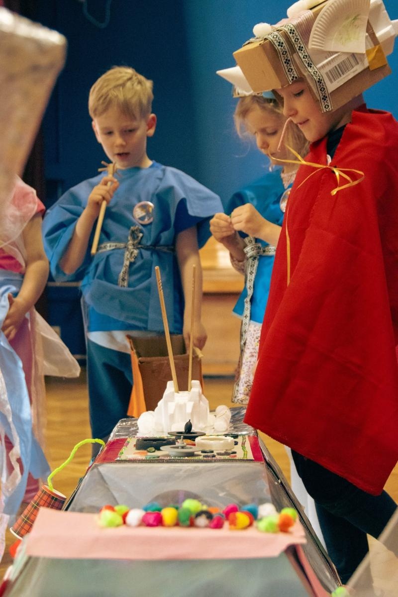 Zdjęcie w galerii na portalu naszwodzislaw.com: Kreatywność nie zna granic. Za nami IX Wodzisławski Festiwal Kreatywności [FOTO] wiadomości z regionu