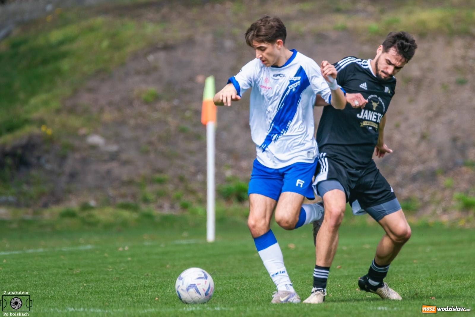 Zdjęcie w galerii na portalu naszwodzislaw.com: Silesia Lubomia nie zwalnia tempa! Emocjonujące derby z Unią Racibórz zakończone kolejnym zwycięstwem [FOTO] wiadomości z regionu