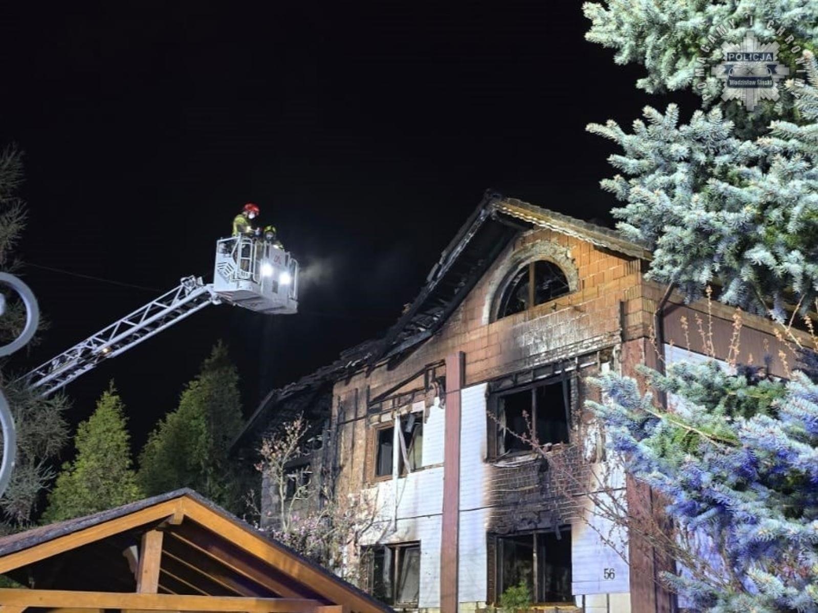 Zdjęcie w galerii na portalu naszwodzislaw.com: Policja wyjaśnia okoliczności tragicznego pożaru w Krzyżkowicach wiadomości z regionu