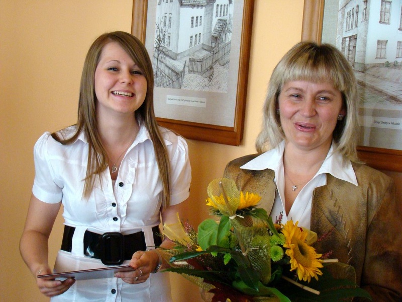 Zdjęcie w galerii na portalu naszwodzislaw.com: Mistrz zjada 5 worków ryżu i kilo kurczaka wiadomości z regionu