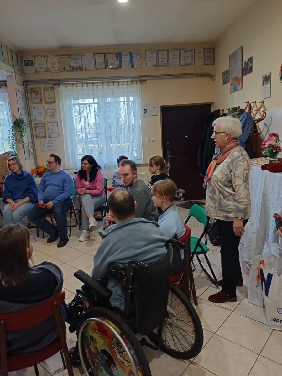 Zdjęcie w galerii na portalu naszwodzislaw.com: Wielkanoc w Sekcji Osób Niepełnosprawnych Radość Życia w Pszowie wiadomości z regionu