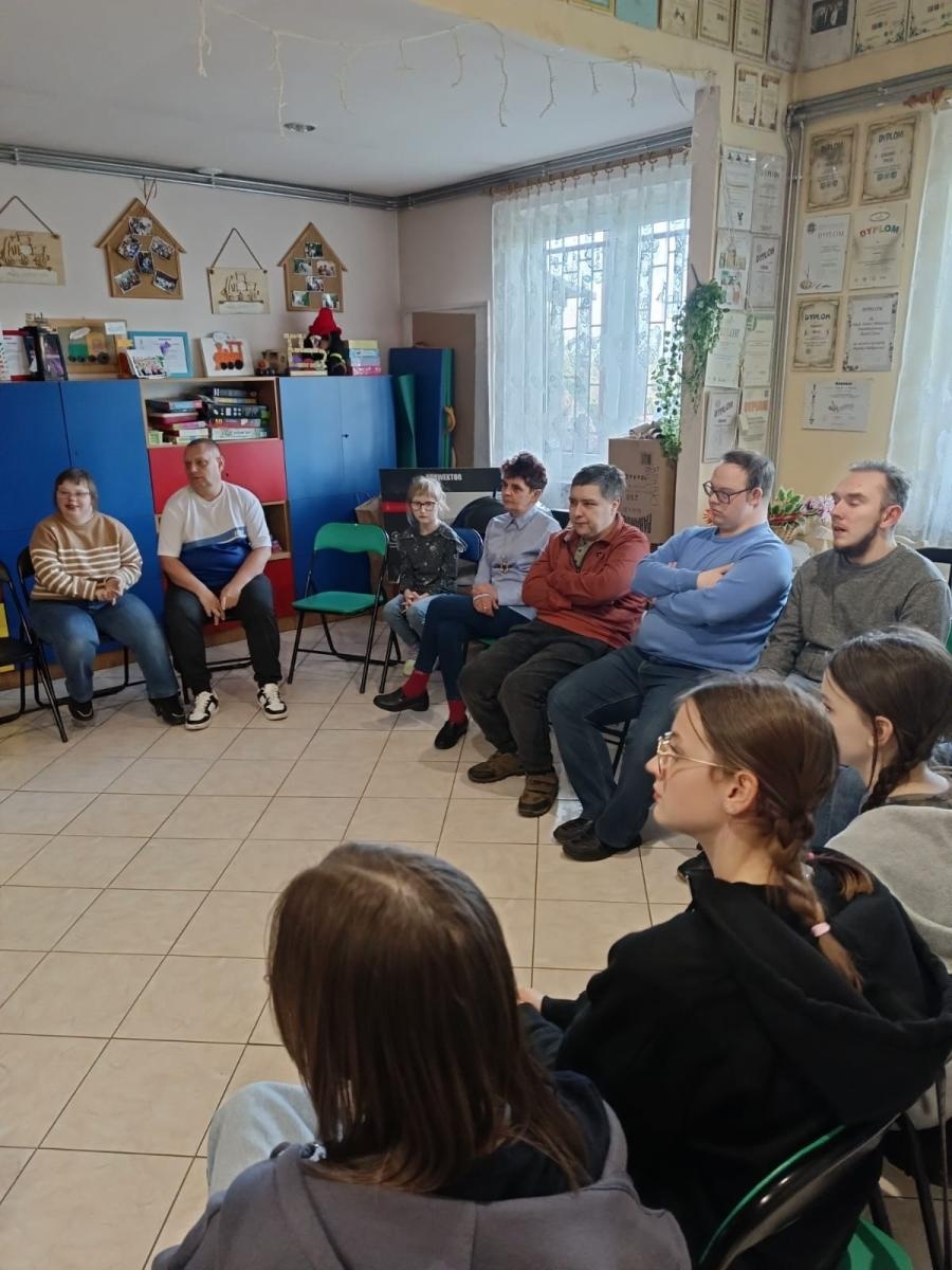 Zdjęcie w galerii na portalu naszwodzislaw.com: Wielkanoc w Sekcji Osób Niepełnosprawnych Radość Życia w Pszowie wiadomości z regionu