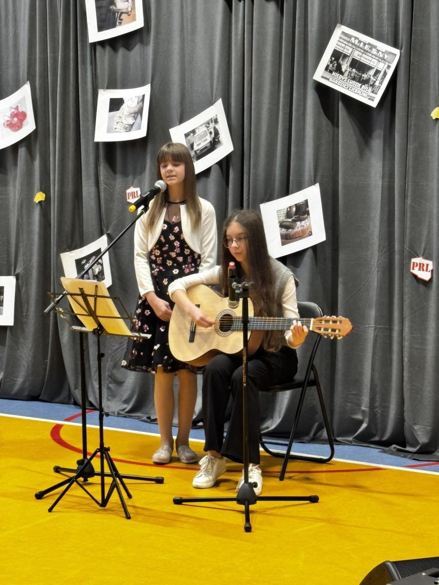 Zdjęcie w galerii na portalu naszwodzislaw.com: Podróż w przeszłość... Maluchem. Niezwykłe wystawy w Skrbeńsku wiadomości z regionu