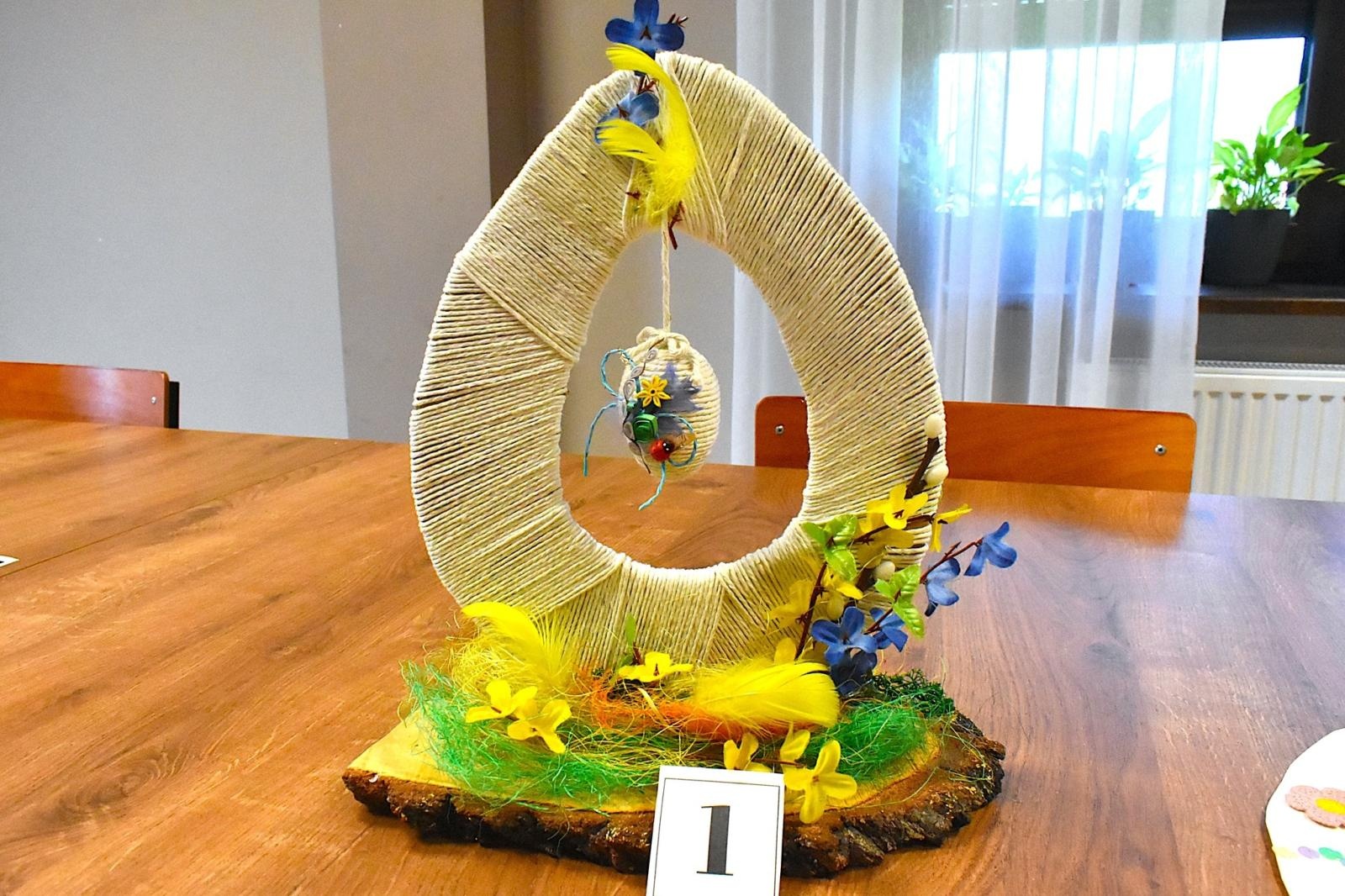 Zdjęcie w galerii na portalu naszwodzislaw.com: Palmy, maszkety, pisanki i złoty jubileusz chóru Melodia. Niedziela Palmowa w Skrbeńsku za nami wiadomości z regionu