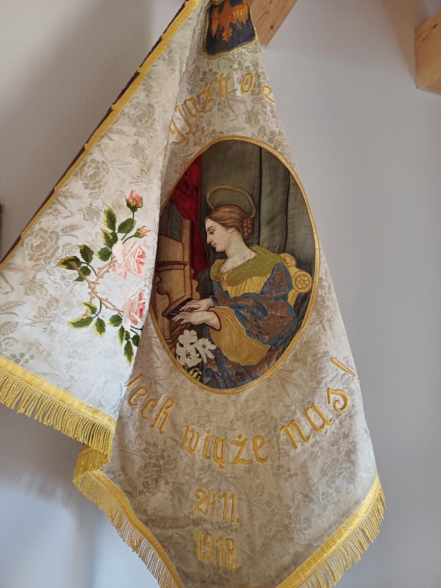 Zdjęcie w galerii na portalu naszwodzislaw.com: Palmy, maszkety, pisanki i złoty jubileusz chóru Melodia. Niedziela Palmowa w Skrbeńsku za nami wiadomości z regionu