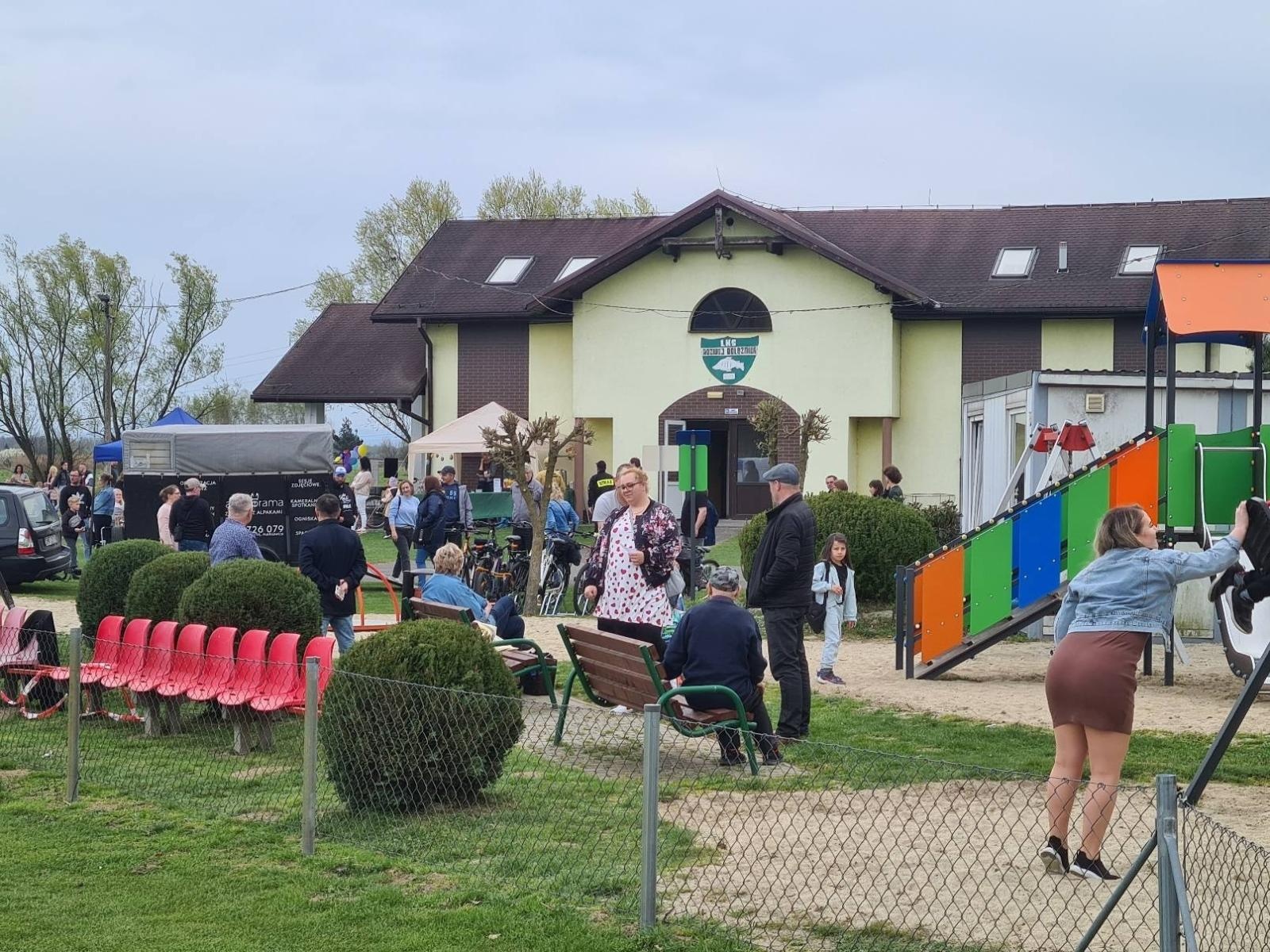 Zdjęcie w galerii na portalu naszwodzislaw.com: W Bełsznicy szukali wielkanocnego zająca [FOTO] wiadomości z regionu