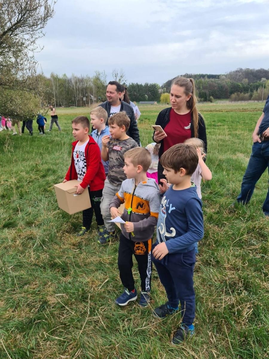 Zdjęcie w galerii na portalu naszwodzislaw.com: W Bełsznicy szukali wielkanocnego zająca [FOTO] wiadomości z regionu
