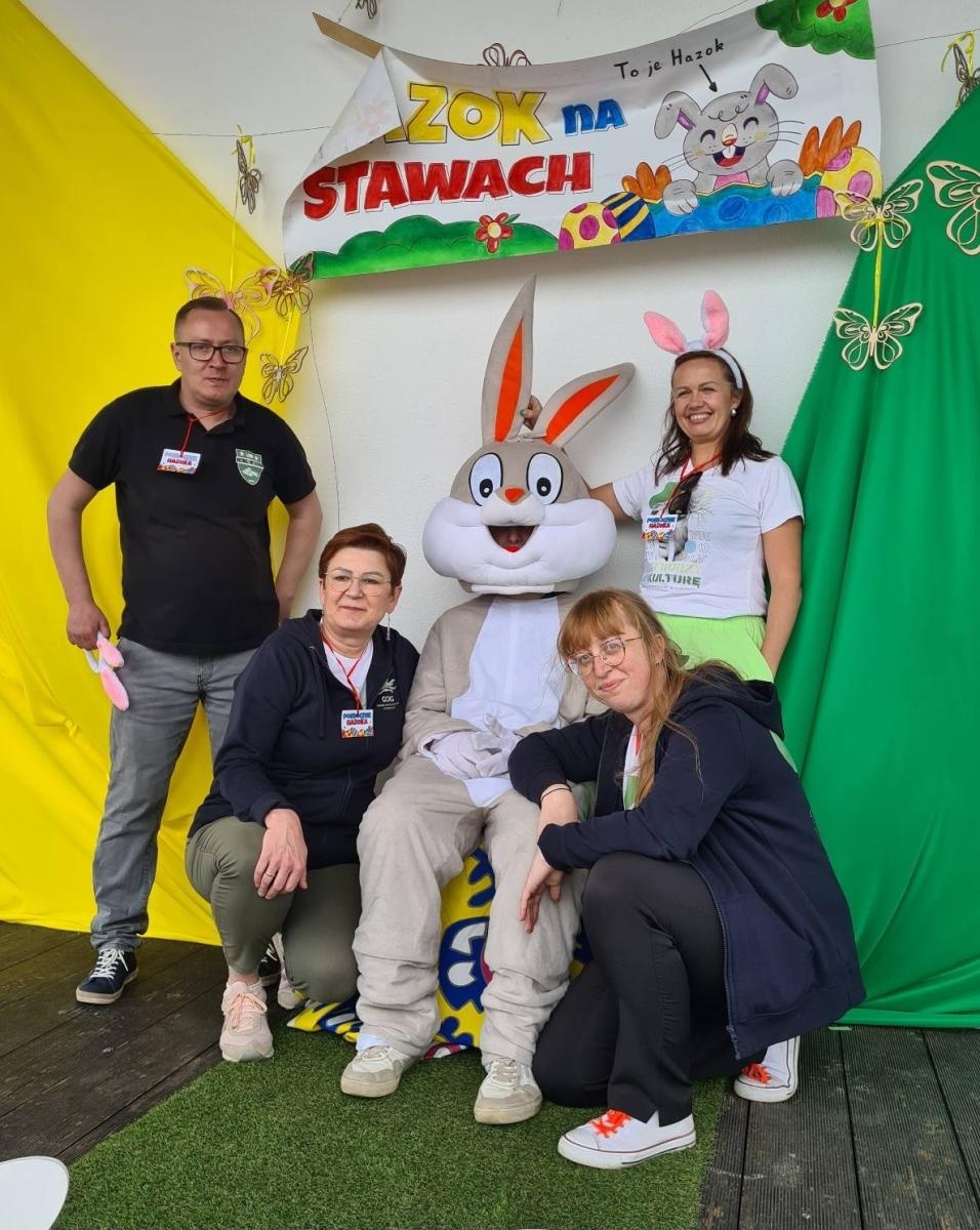 Zdjęcie w galerii na portalu naszwodzislaw.com: W Bełsznicy szukali wielkanocnego zająca [FOTO] wiadomości z regionu