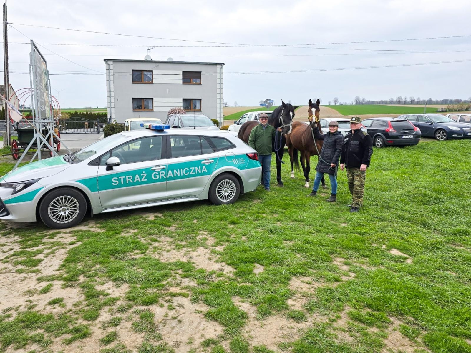 Zdjęcie w galerii na portalu naszwodzislaw.com: Seminarium o obecności koni w przestrzeni publicznej: bezpieczeństwo, służby mundurowe i jeździectwo wiadomości z regionu