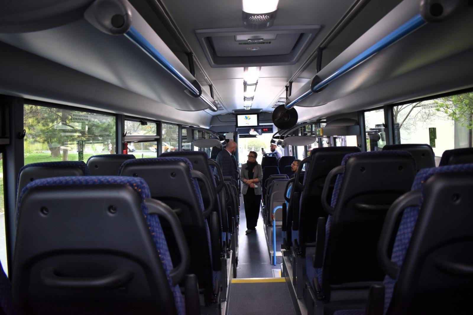 Zdjęcie w galerii na portalu naszwodzislaw.com: Wodzisławska Komunikacja Powiatowa ma nowy autobus wiadomości z regionu