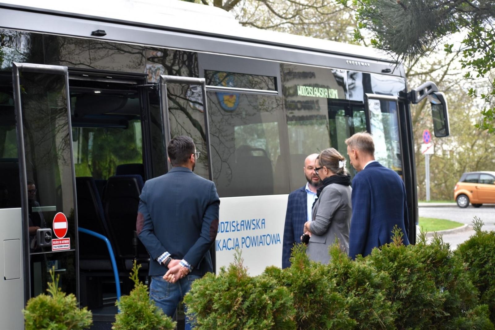 Zdjęcie w galerii na portalu naszwodzislaw.com: Wodzisławska Komunikacja Powiatowa ma nowy autobus wiadomości z regionu